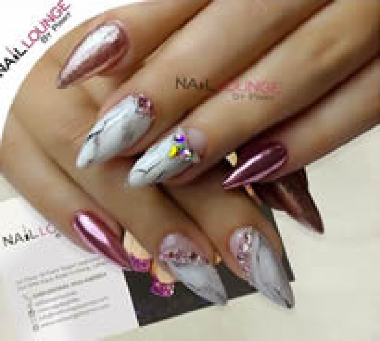 Nail Lounge by Pinky